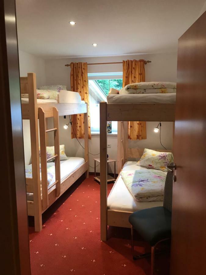 Ferienwohnung Julia Brixen im Thale Exterior foto